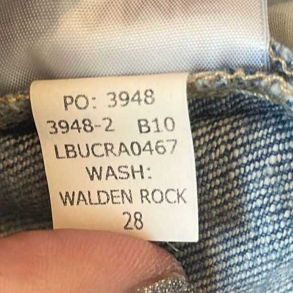 Frame Jeans Le Beau Crop Distressed Straight Raw Hem size 28 - Picture 11 of 11